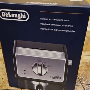 DeLonghi Espresso and Cappuccino Maker